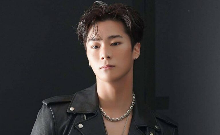 Moonbin
