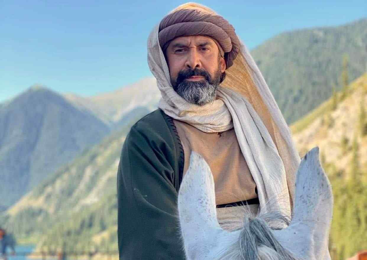 Karim Abdel Aziz se rend à Malte pour le tournage d'AlHashashin Polture