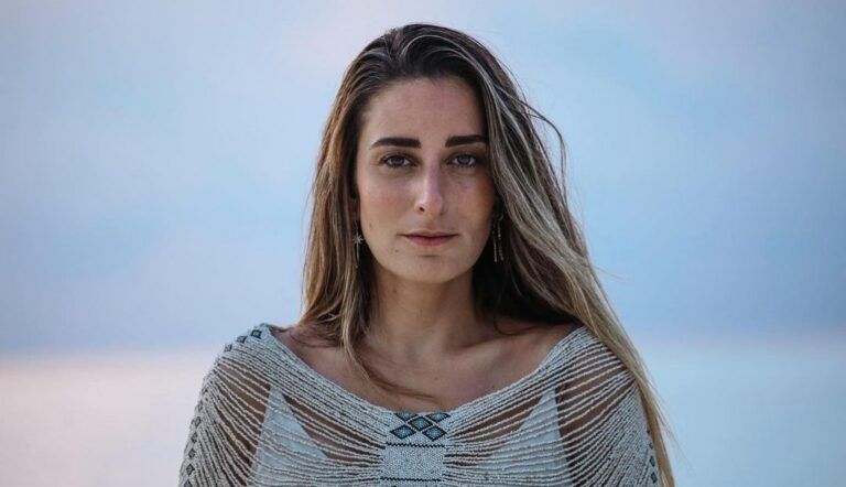 Amina Khalil