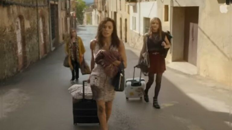 Eva Longoria womens land