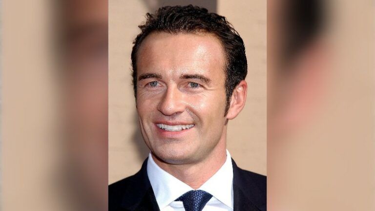 Julian mcmahon