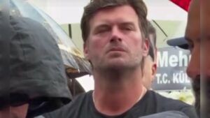 kivanc acteur turc
